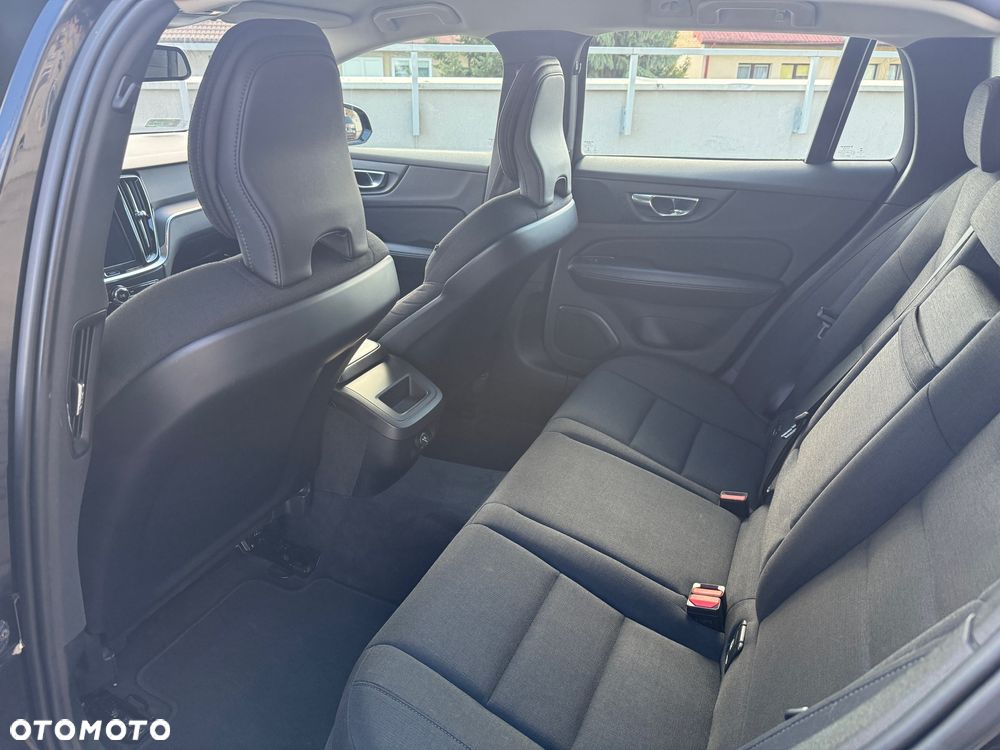 Volvo V60 D3 Drive-E Dynamic Edition (Kinetic) - 5