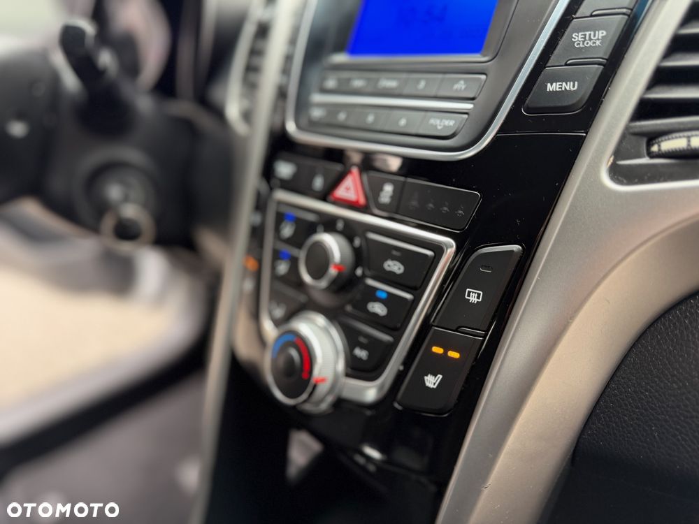 Hyundai i30 - 25