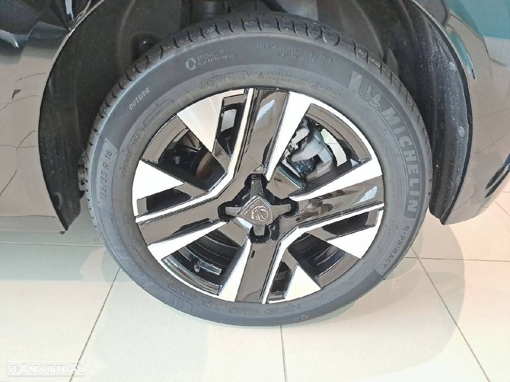 Peugeot 208 1.2 Hybrid Allure e-DCS6 - 11
