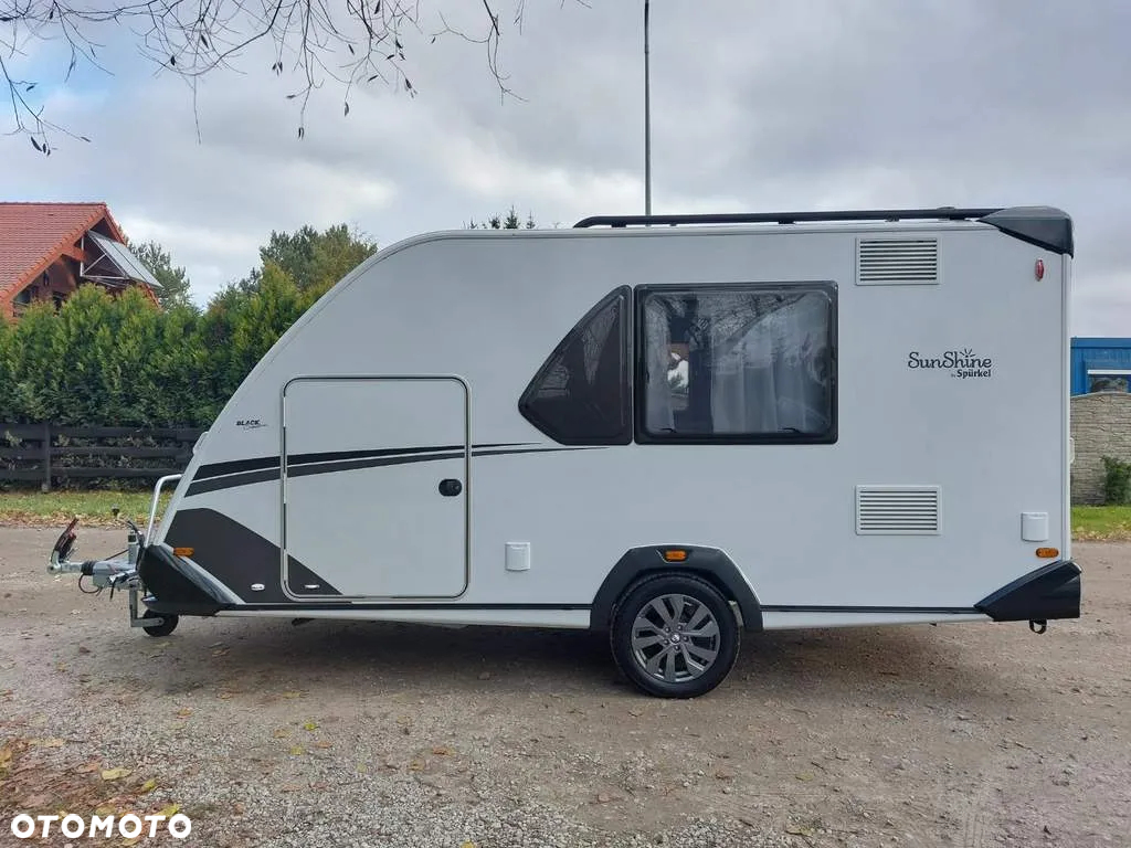 KNAUS W05 Sport Fun Black Selection do przewozu MOTORÓW - 9