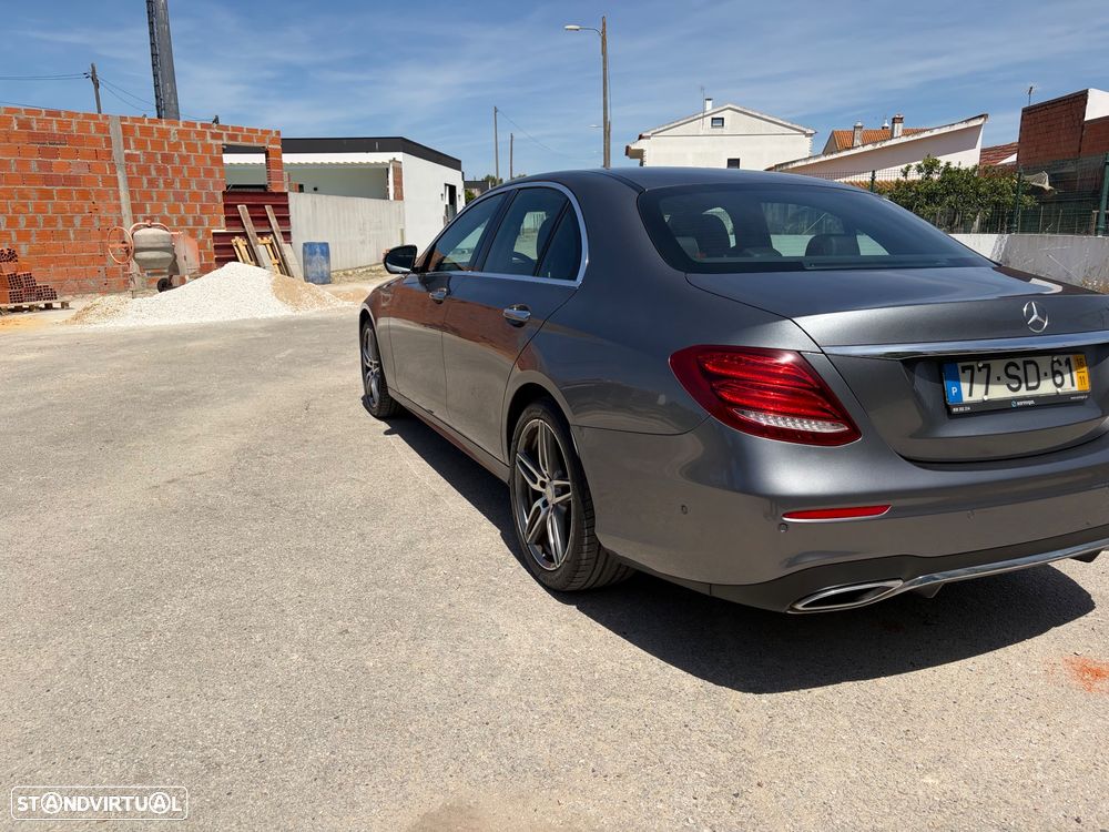 Mercedes-Benz E 220 d AMG Line - 12