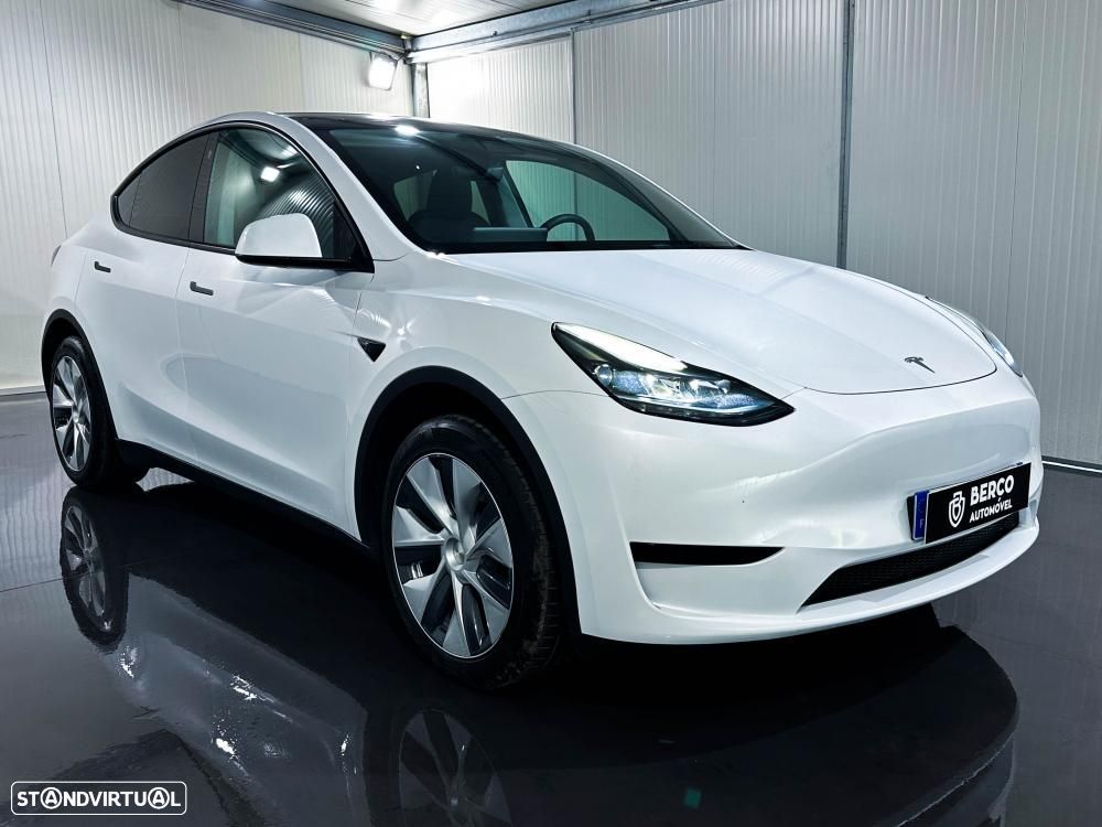 Tesla Model Y Standard - 4