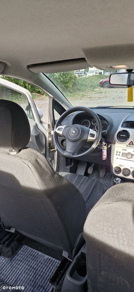 Opel Corsa - 10