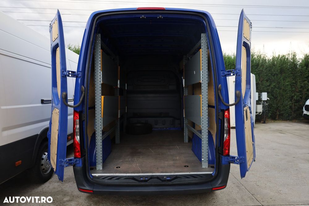 Mercedes-Benz Sprinter L2H2 - 13
