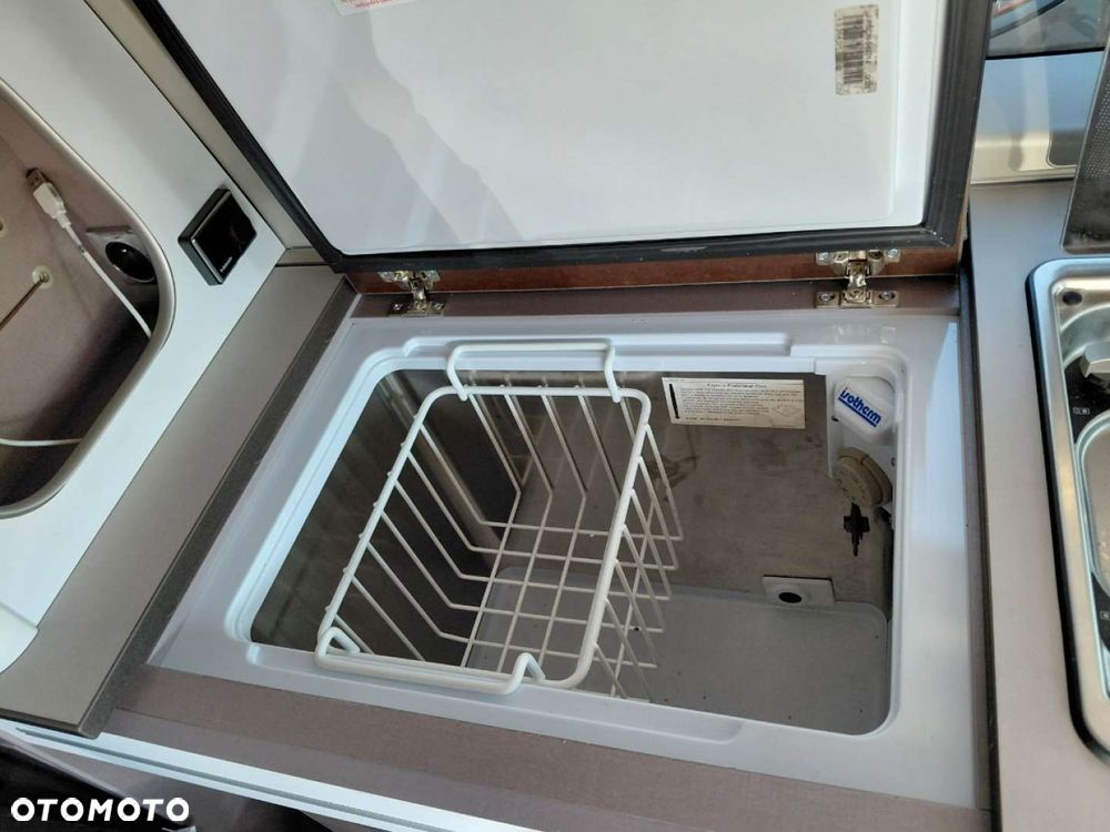 Ford TRANSIT CUSTOM - 28