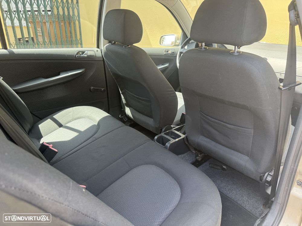Skoda Fabia Break 1.2 Ambiente - 15