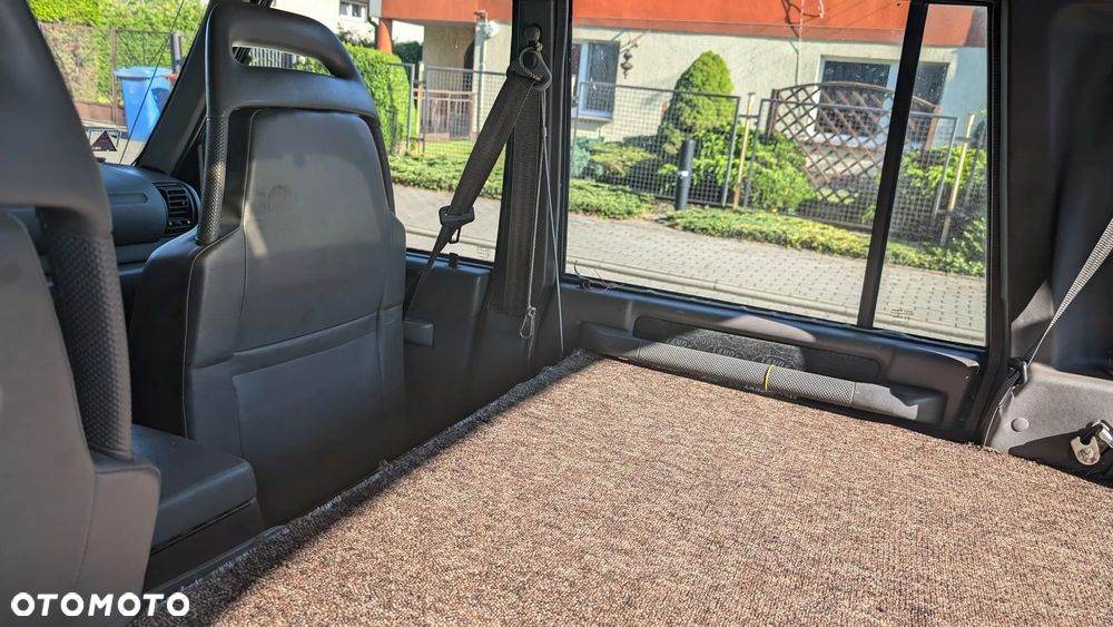 Land Rover Discovery 2.5 TDI - 12