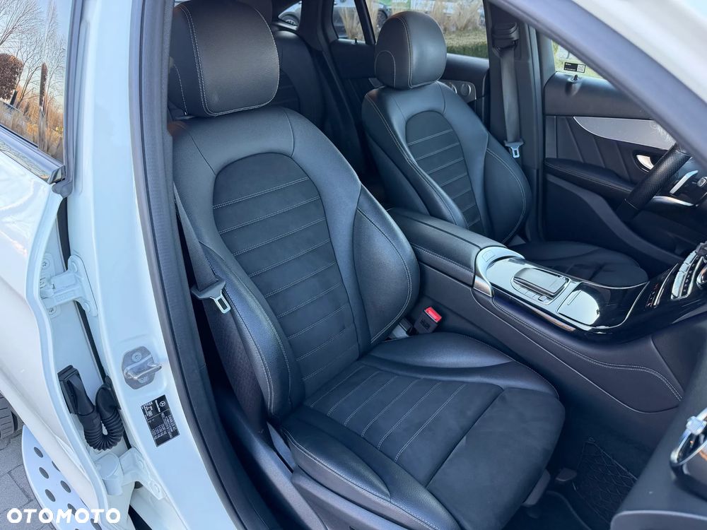 Mercedes-Benz GLC 300 d 4-Matic - 19
