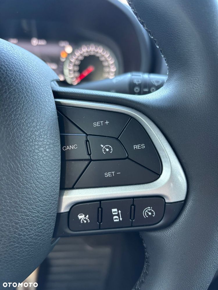 Jeep Renegade 1.5 T4 mHEV Limited FWD S&S DCT - 20