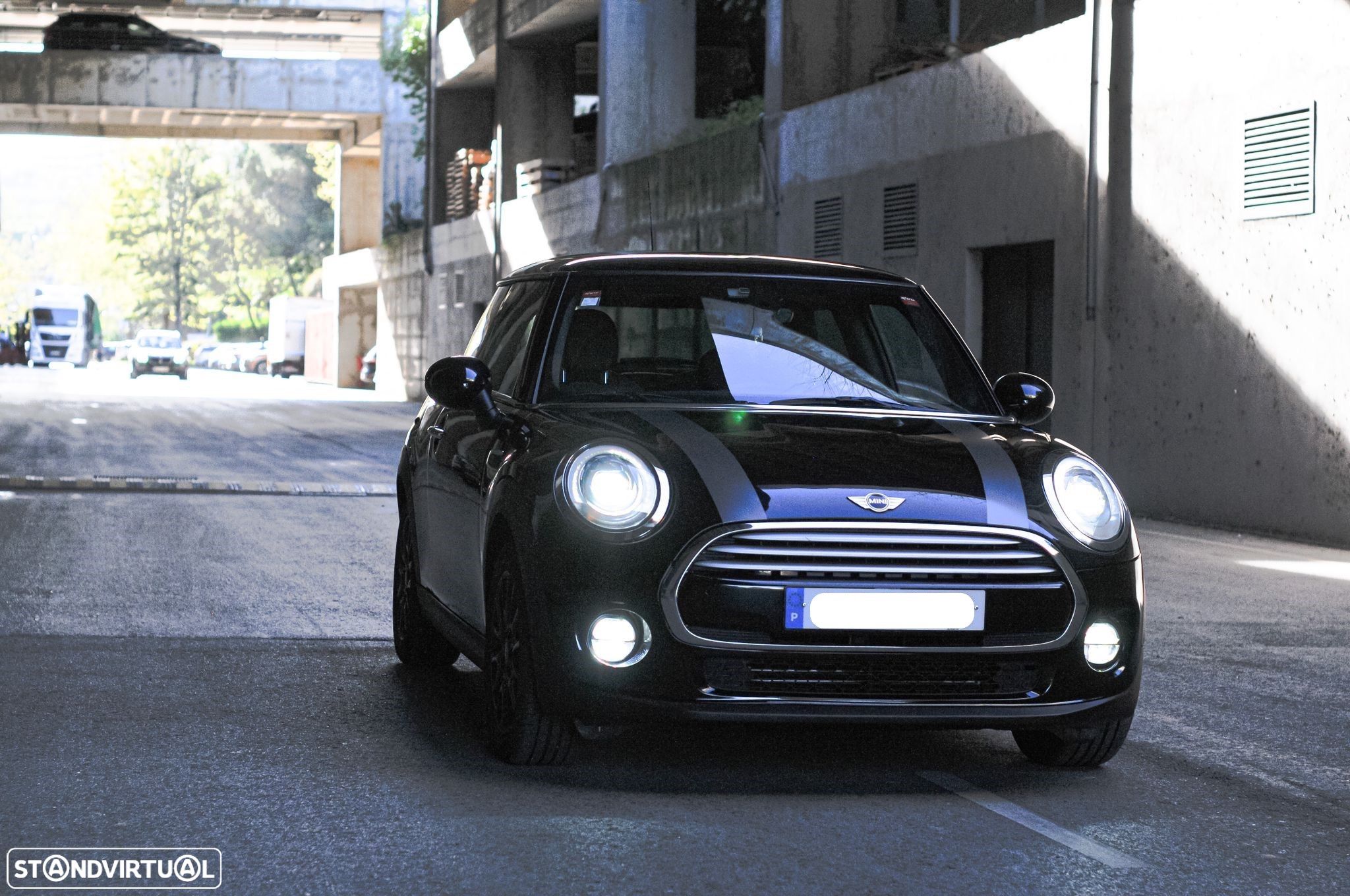 MINI 3 Portas Cooper D - 1