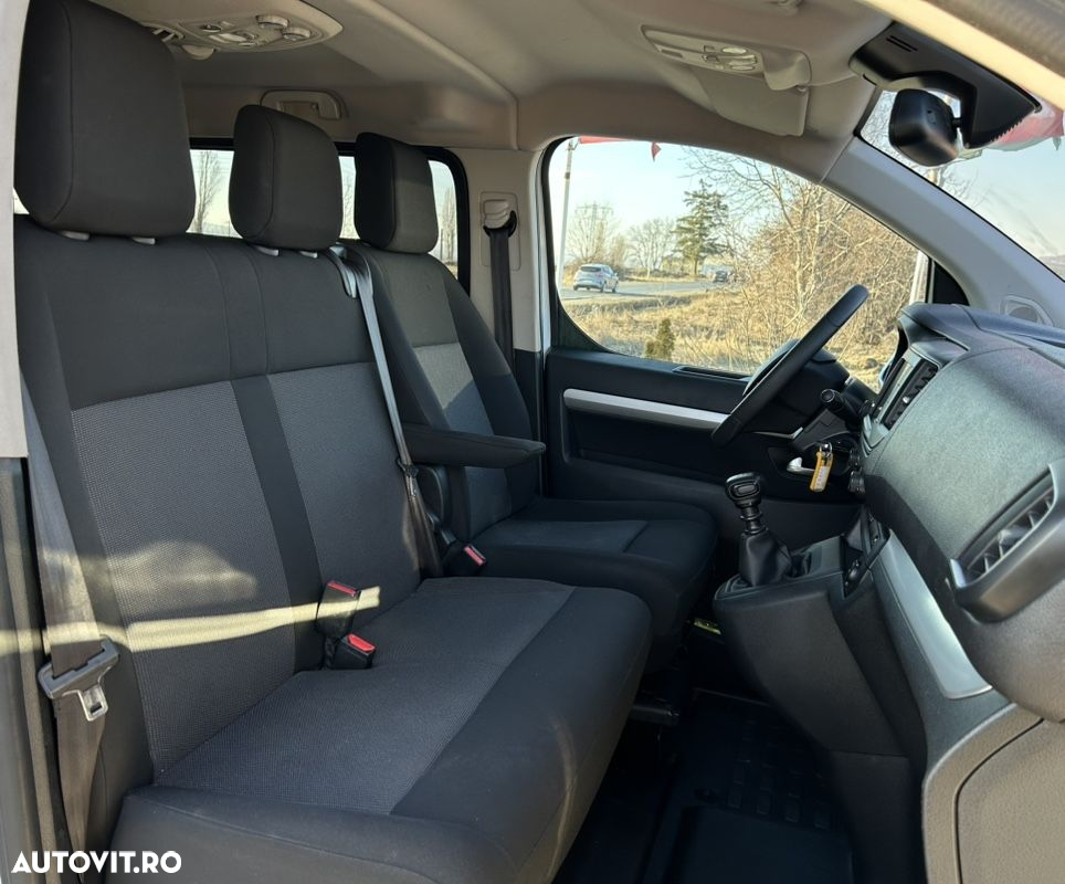 Opel Vivaro - 27