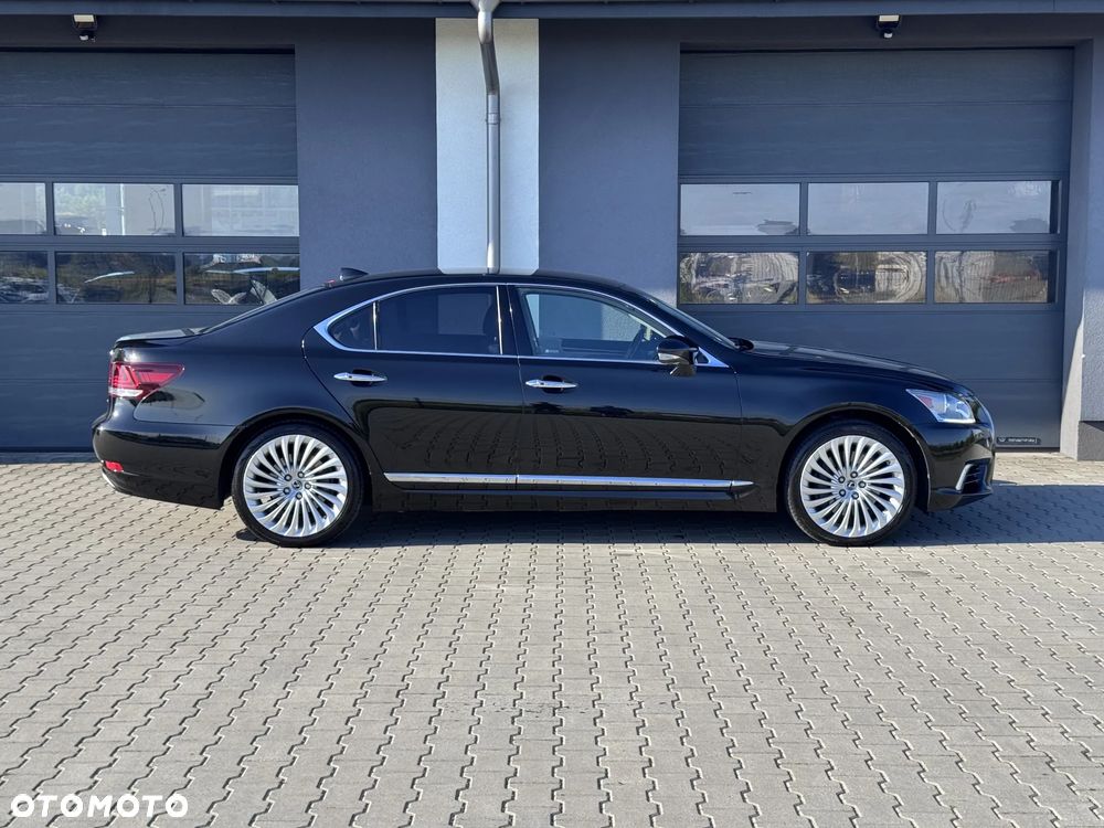 Lexus LS - 7