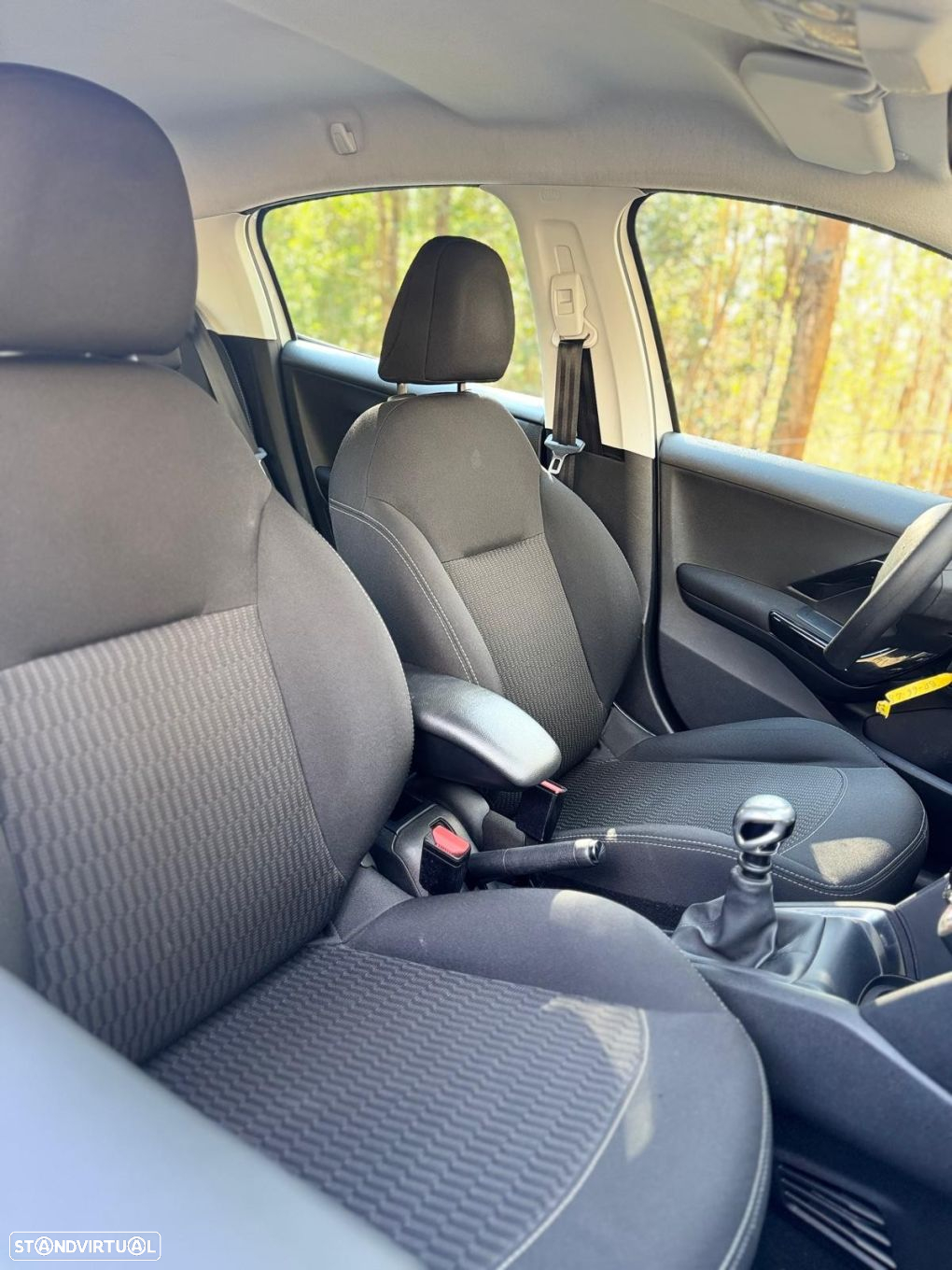 Peugeot 208 1.5 BlueHDi Active - 18