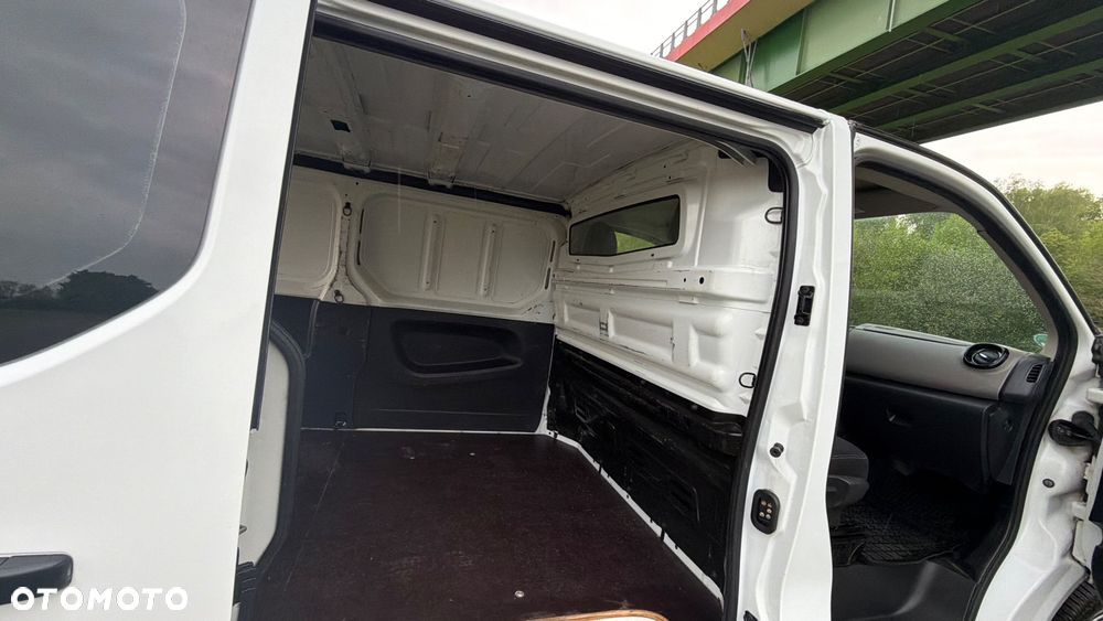 Nissan NV300 - 23