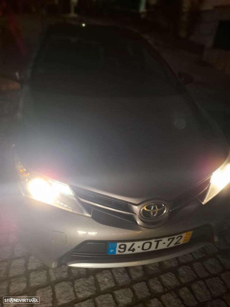 Toyota Auris Touring Sports 1.4 D-4D Active - 3