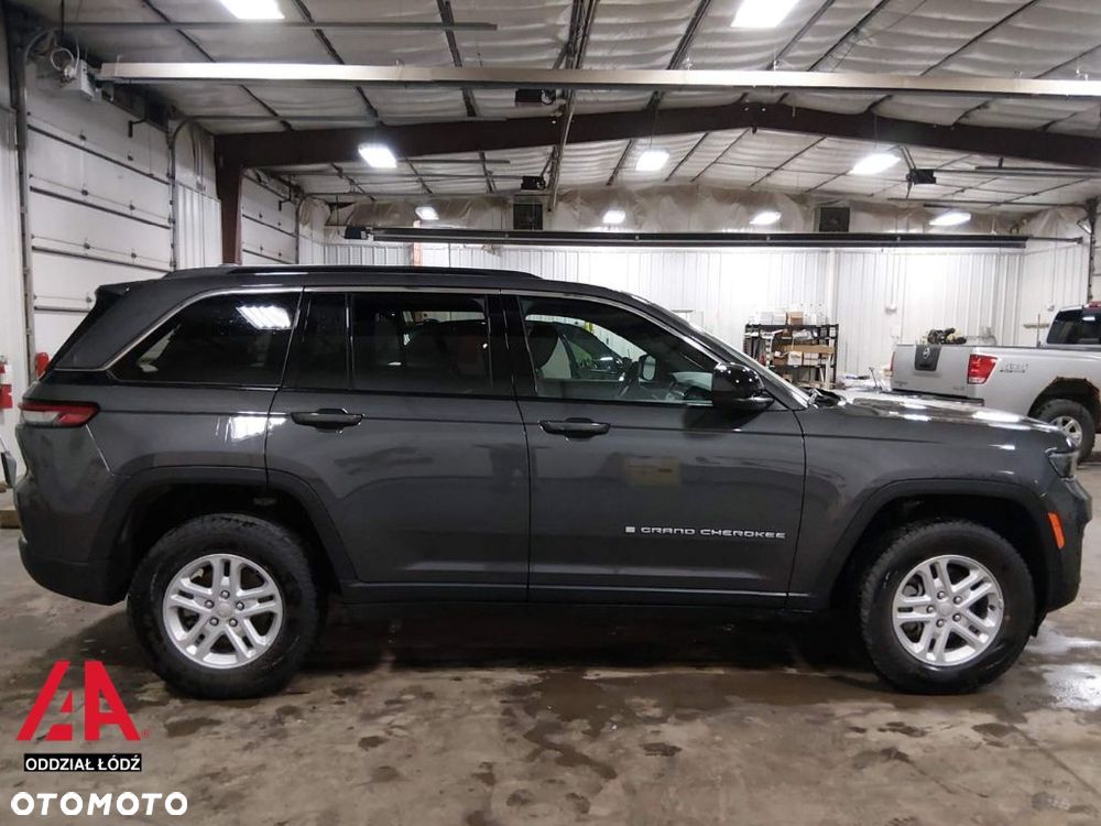 Jeep Cherokee - 8