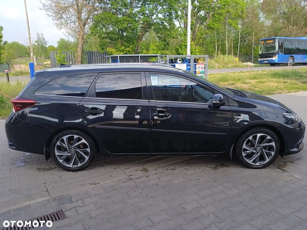 Toyota Auris - 5