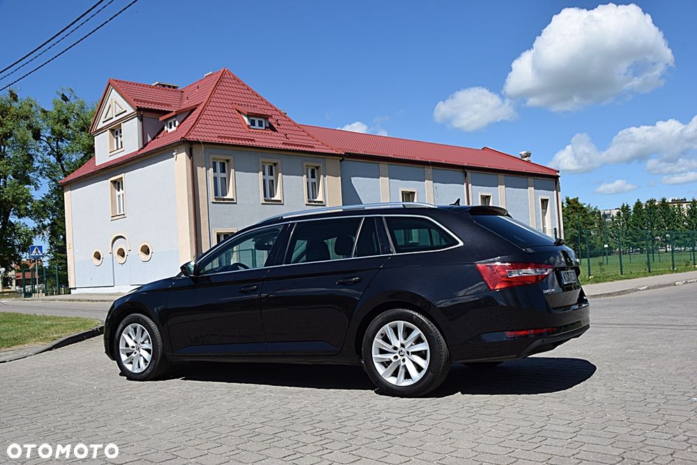 Skoda Superb 2.0 TDI Active DSG7 - 10