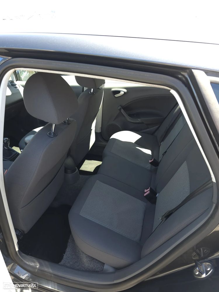 SEAT Ibiza ST 1.6 TDI Style DPF - 8