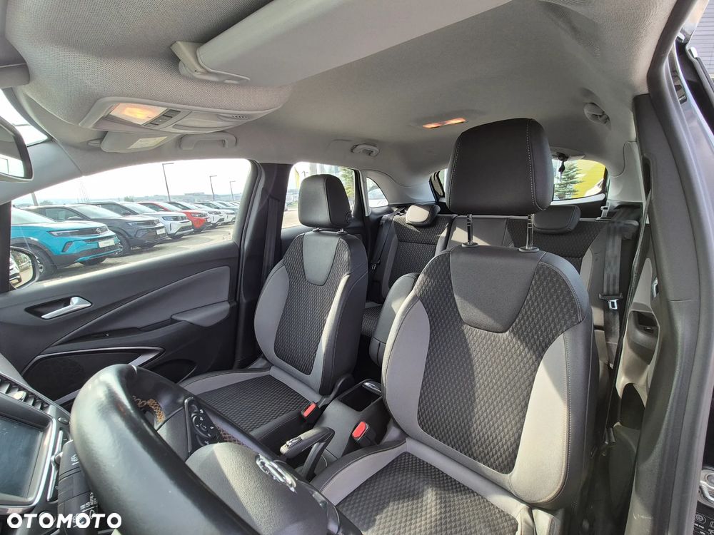 Opel Crossland X 1.2 T Enjoy S&S - 6