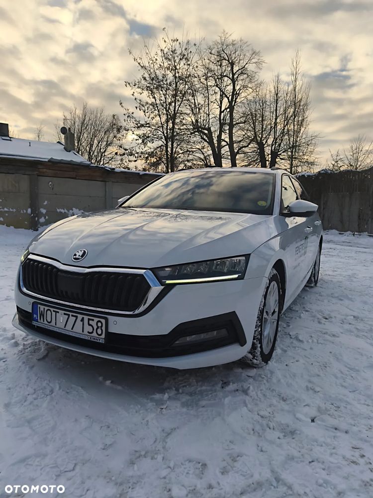 Skoda Octavia 2.0 TDI Ambition DSG - 4