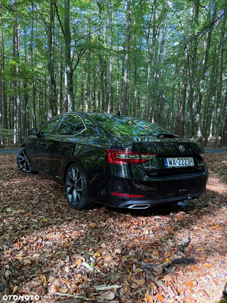 Skoda Superb 2018 photo 2