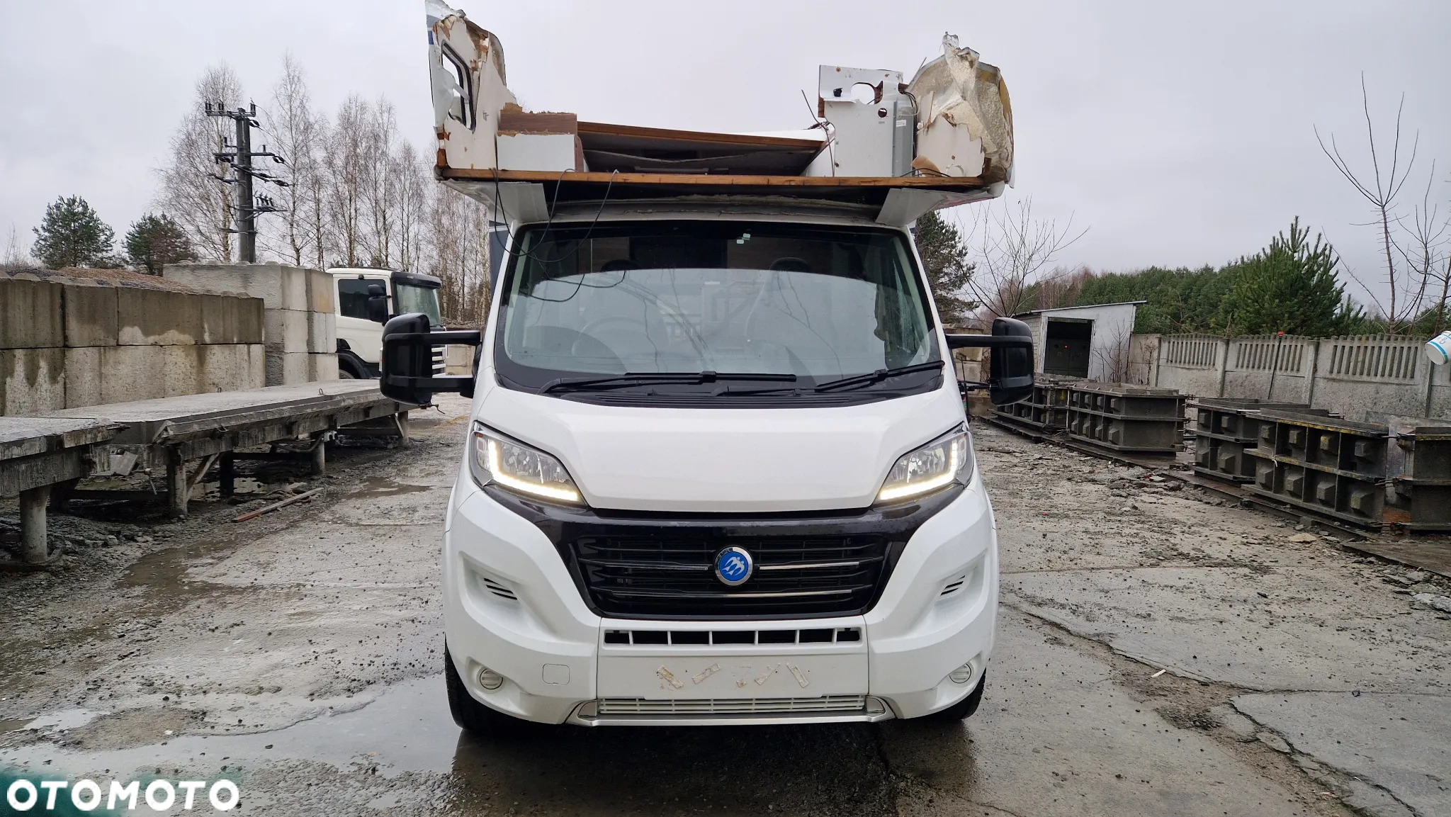 KNAUS Live Traveller - 8