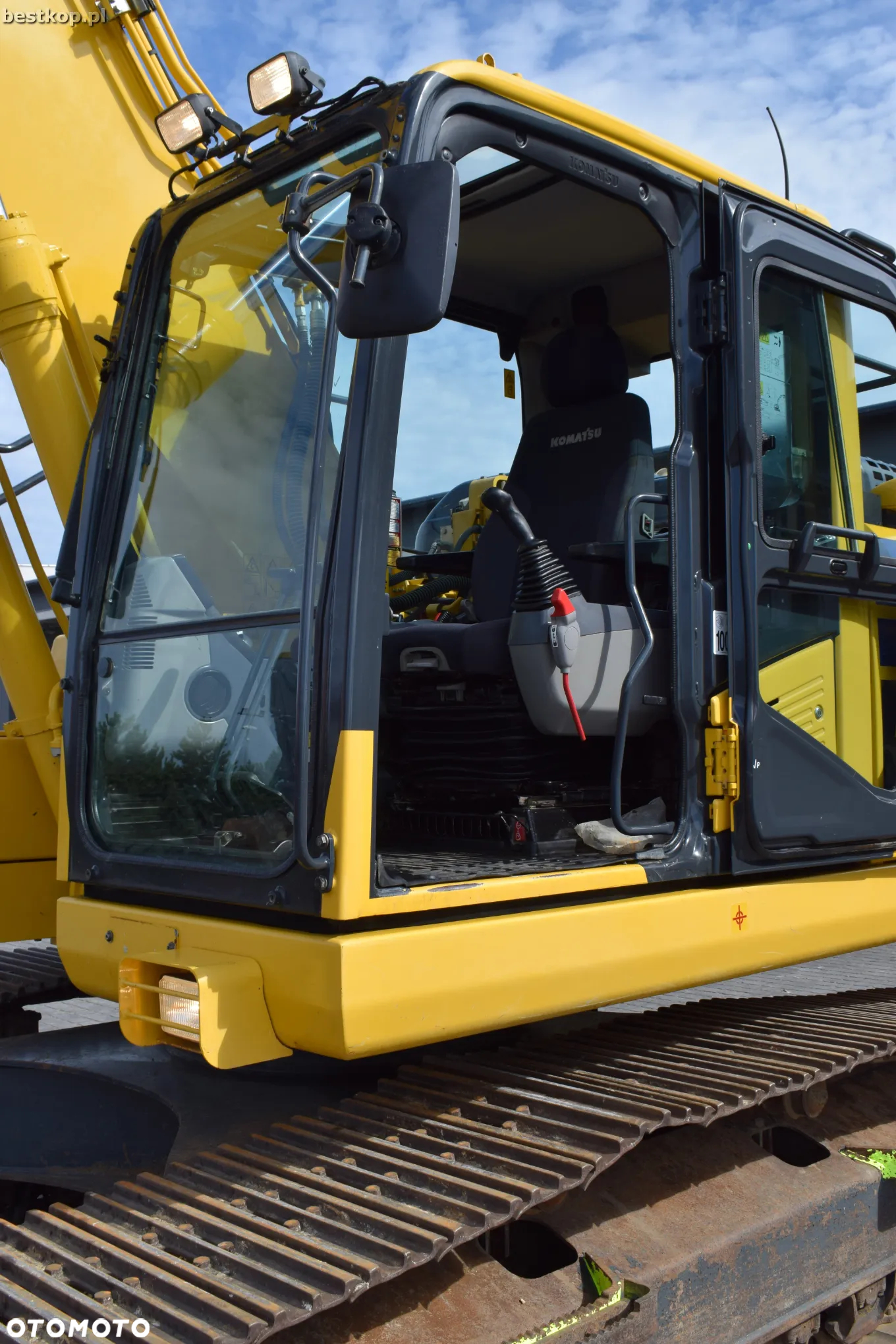 Komatsu PC210LC-11 - 19