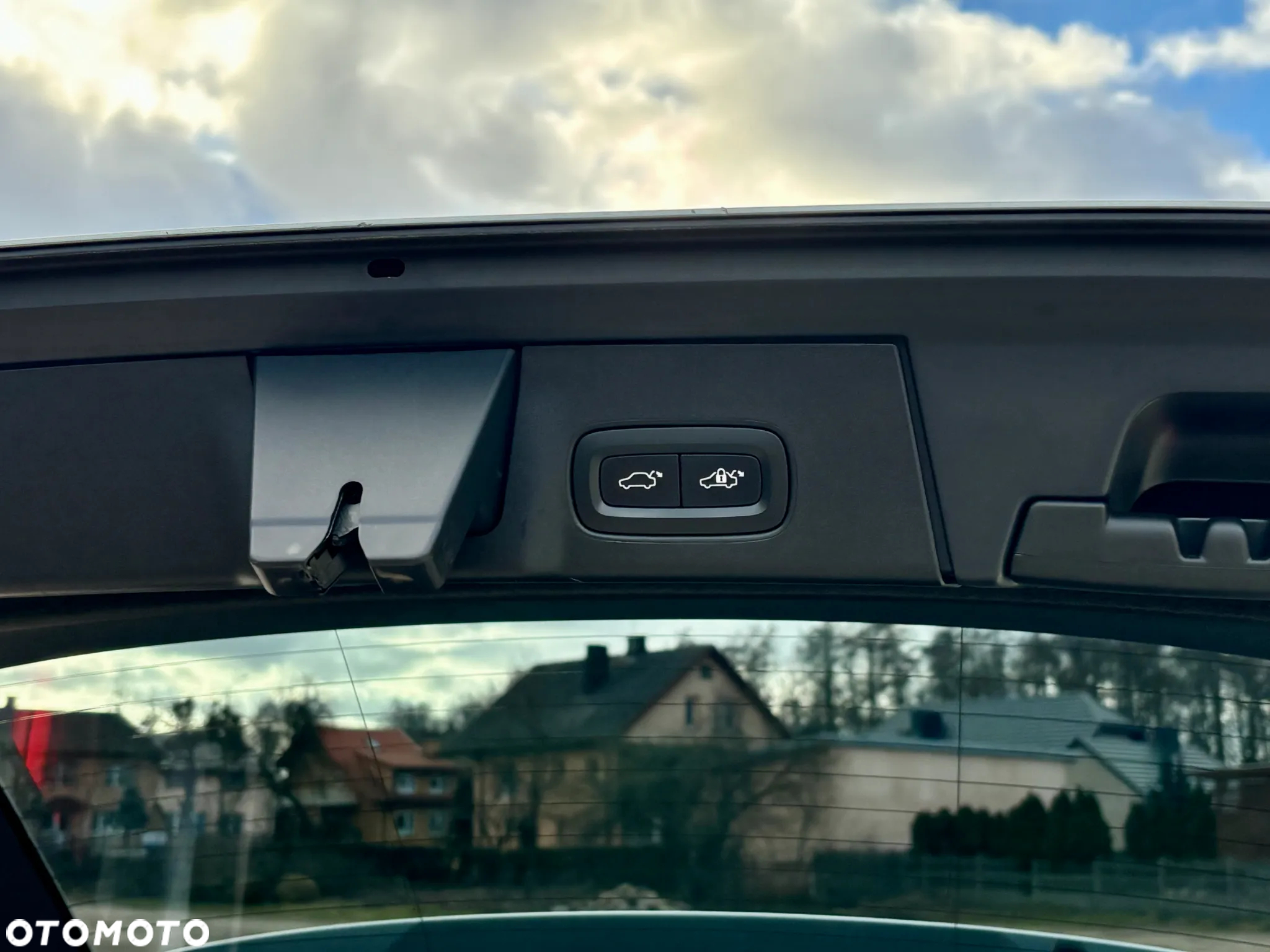 Volvo V90 Cross Country D5 AWD Geartronic - 8
