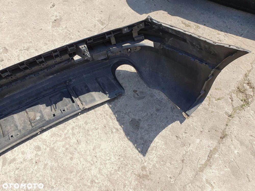 Zderzak tył Audi Q7 2005-2009r. 4xPDC - 3