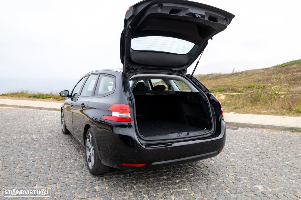 Peugeot 308 SW 1.5 BlueHDi Active EAT8 - 8