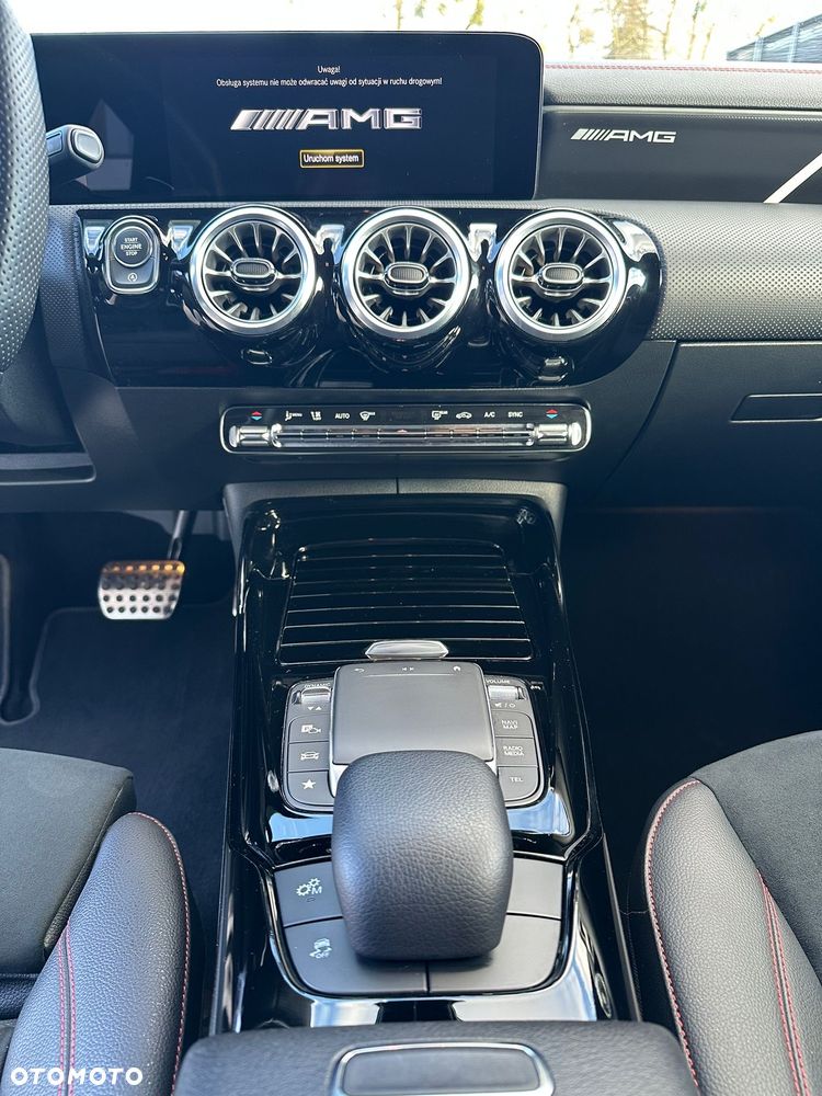 Mercedes-Benz CLA AMG 35 4-Matic 7G-DCT - 13
