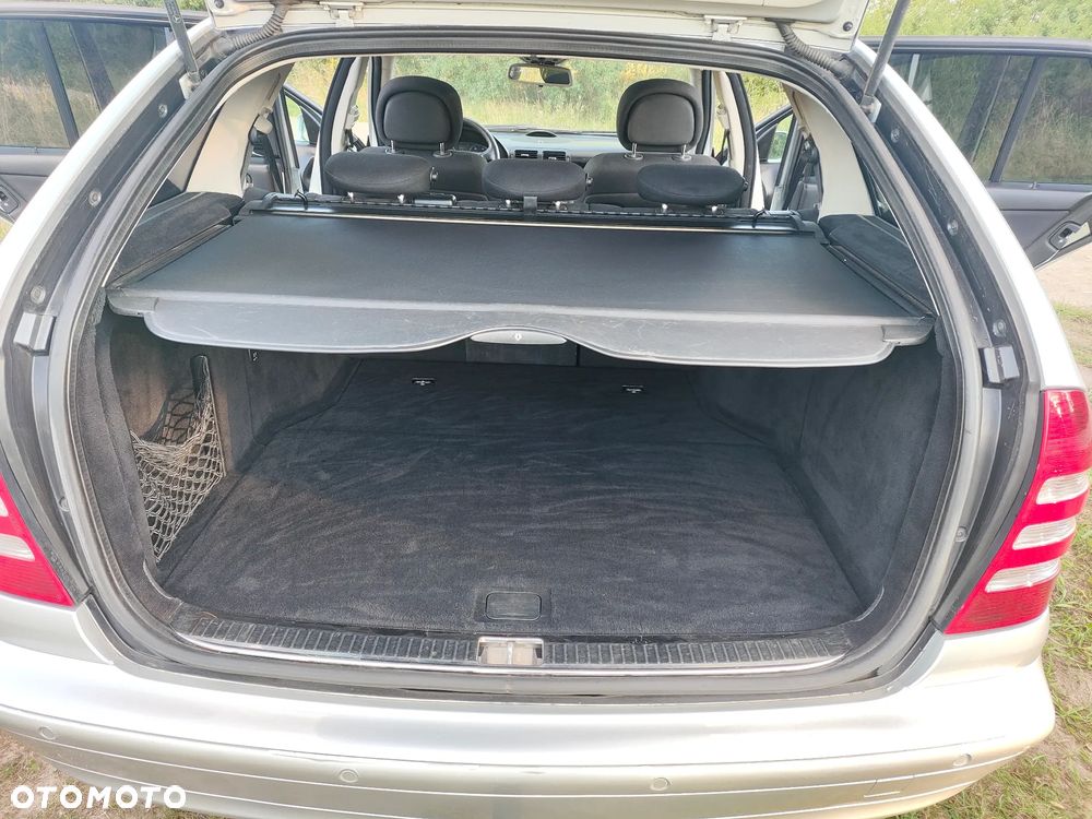 Mercedes-Benz Klasa C 220 CDI Automatik Classic - 13