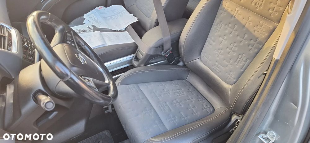 Opel Meriva - 10