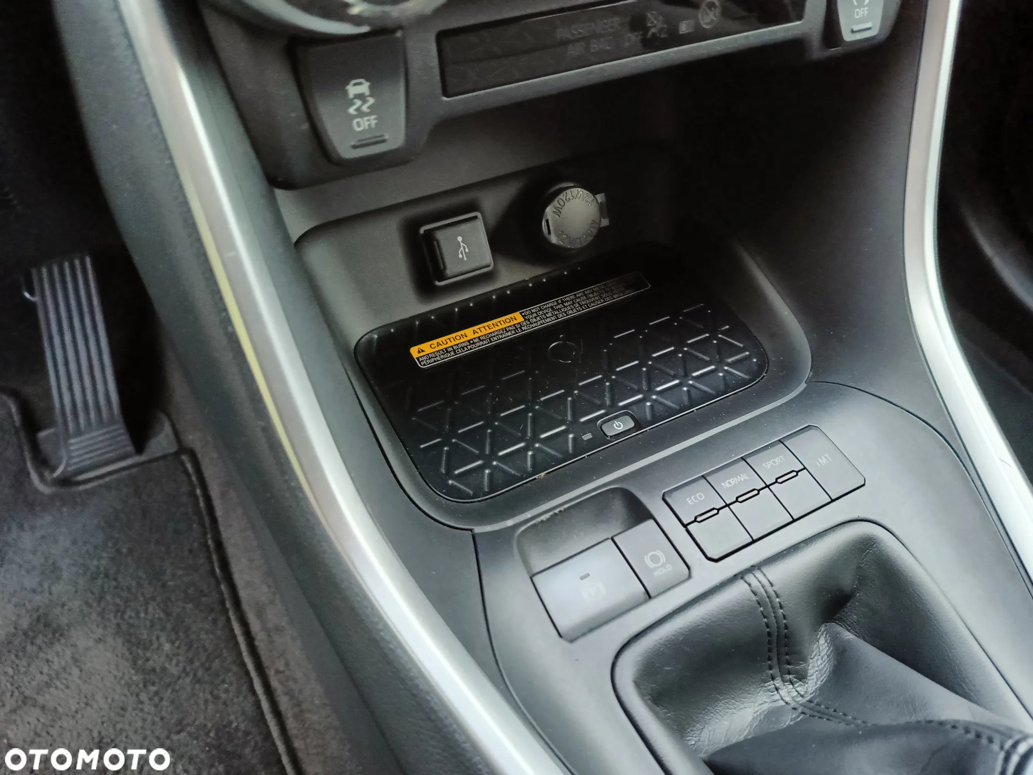 Toyota RAV4 2.0 Comfort 4x2 - 12