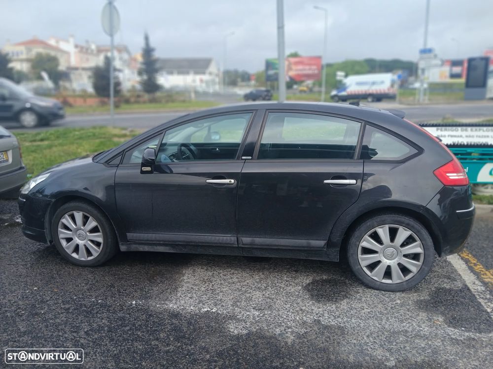 Citroën C4 1.6 HDi 110 Exclusive - 2