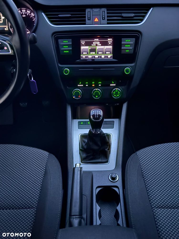 Skoda Octavia 1.6 TDI (Green tec) Active - 15