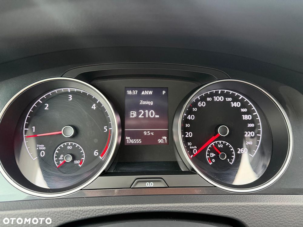 Volkswagen Golf 2.0 TDI SCR 4Motion DSG Highline - 15