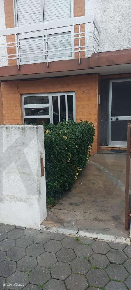 Gabinete/ Escritório/ Loja  (12m2) em Gaia – 300€/mês – Entrada Direta - Grande imagem: 3/6