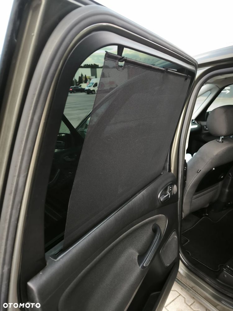 Ford Galaxy 2.0 TDCi Platinium X (Titanium) - 36