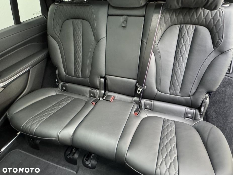 BMW X7 xDrive40d mHEV M Sport sport - 15
