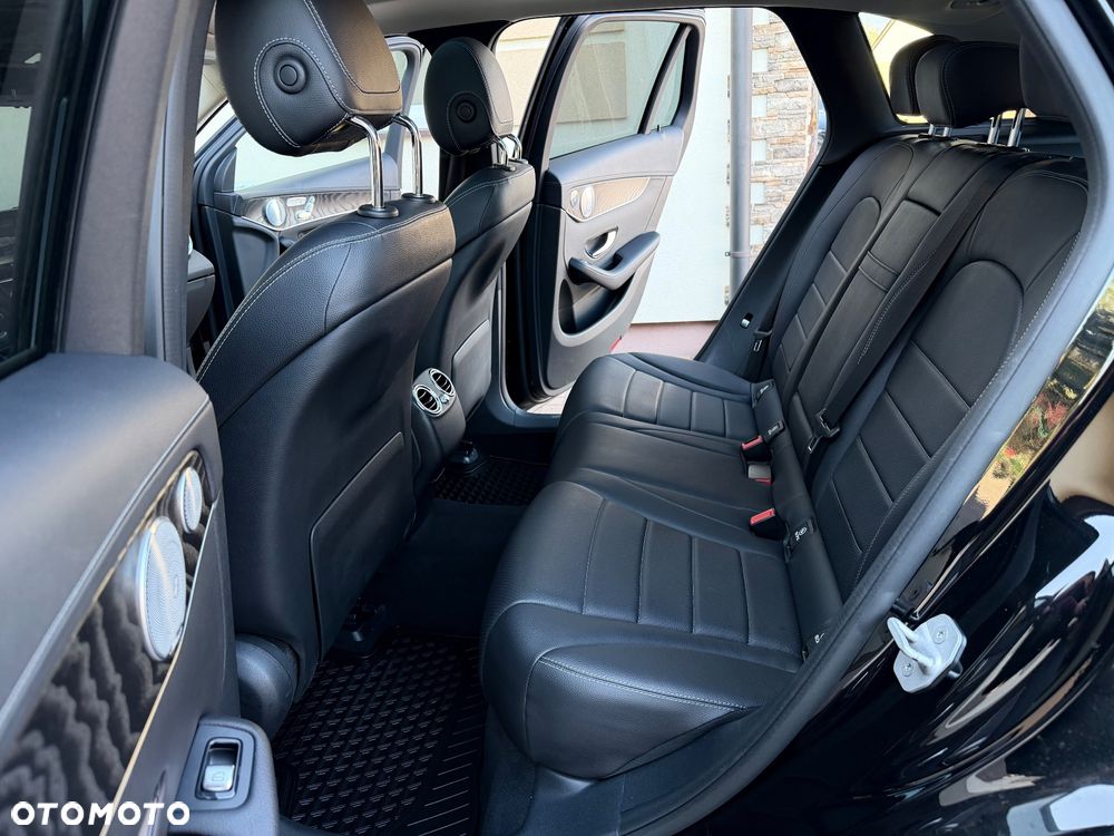 Mercedes-Benz GLC - 34