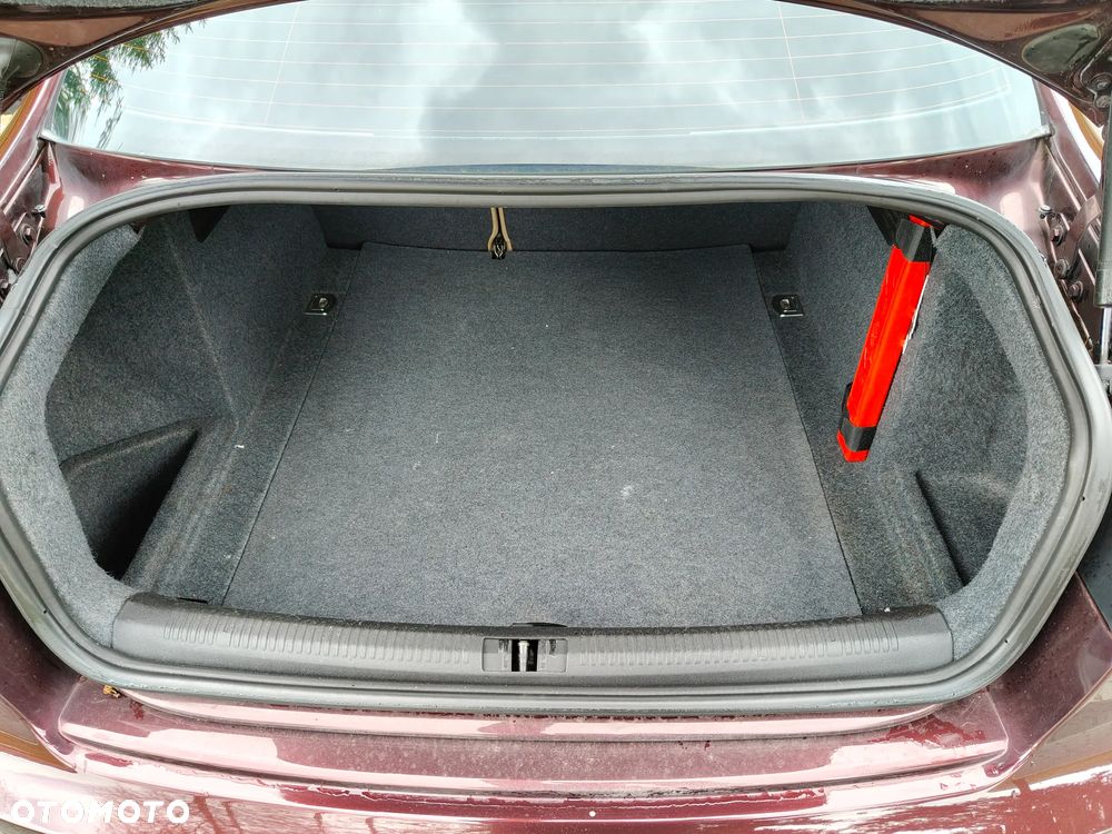 Seat Exeo 2.0 TDI DPF Style - 11