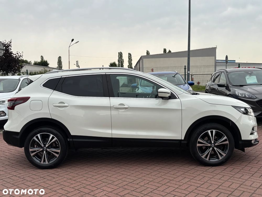 Nissan Qashqai 1.3 DIG-T N-Connecta - 11