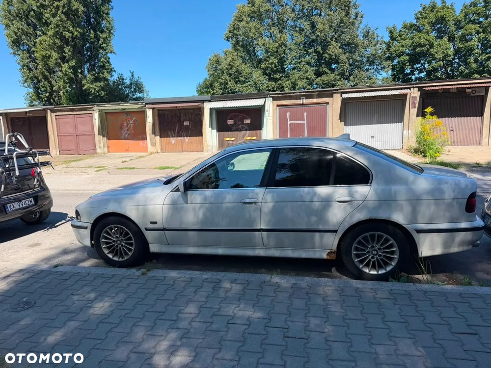 BMW Seria 5 - 13