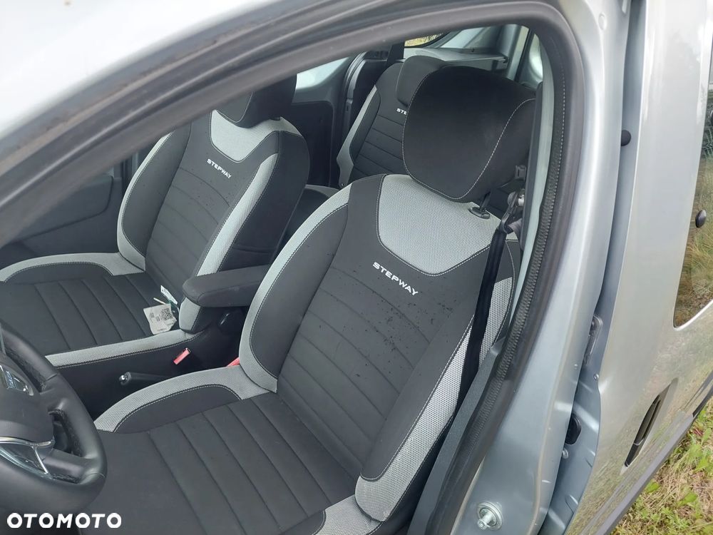 Dacia Dokker 1.5 Blue dCi Laureate - 17