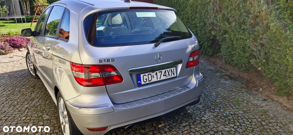 Mercedes-Benz Klasa B 180 CDI DPF Autotronic Special Edition - 9