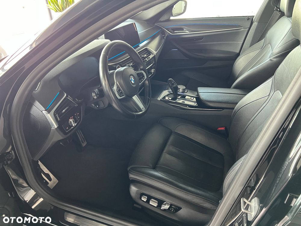BMW Seria 5 520e M Sport sport - 13