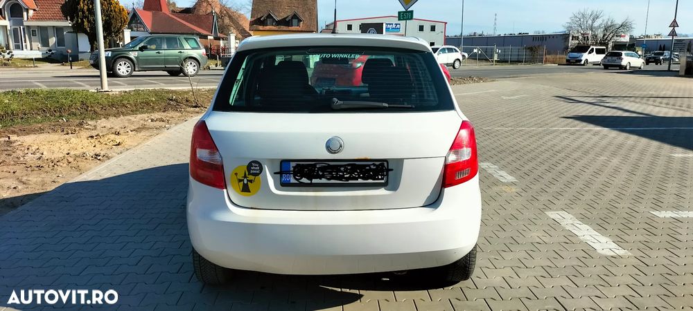 Skoda Fabia - 4