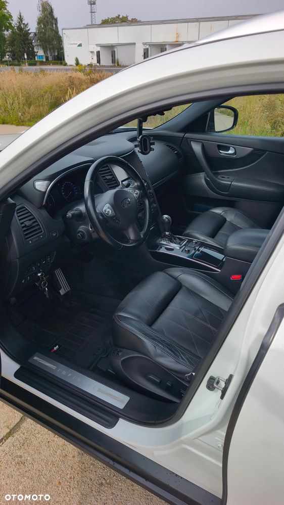 Infiniti QX70 3.0d S Premium - 20